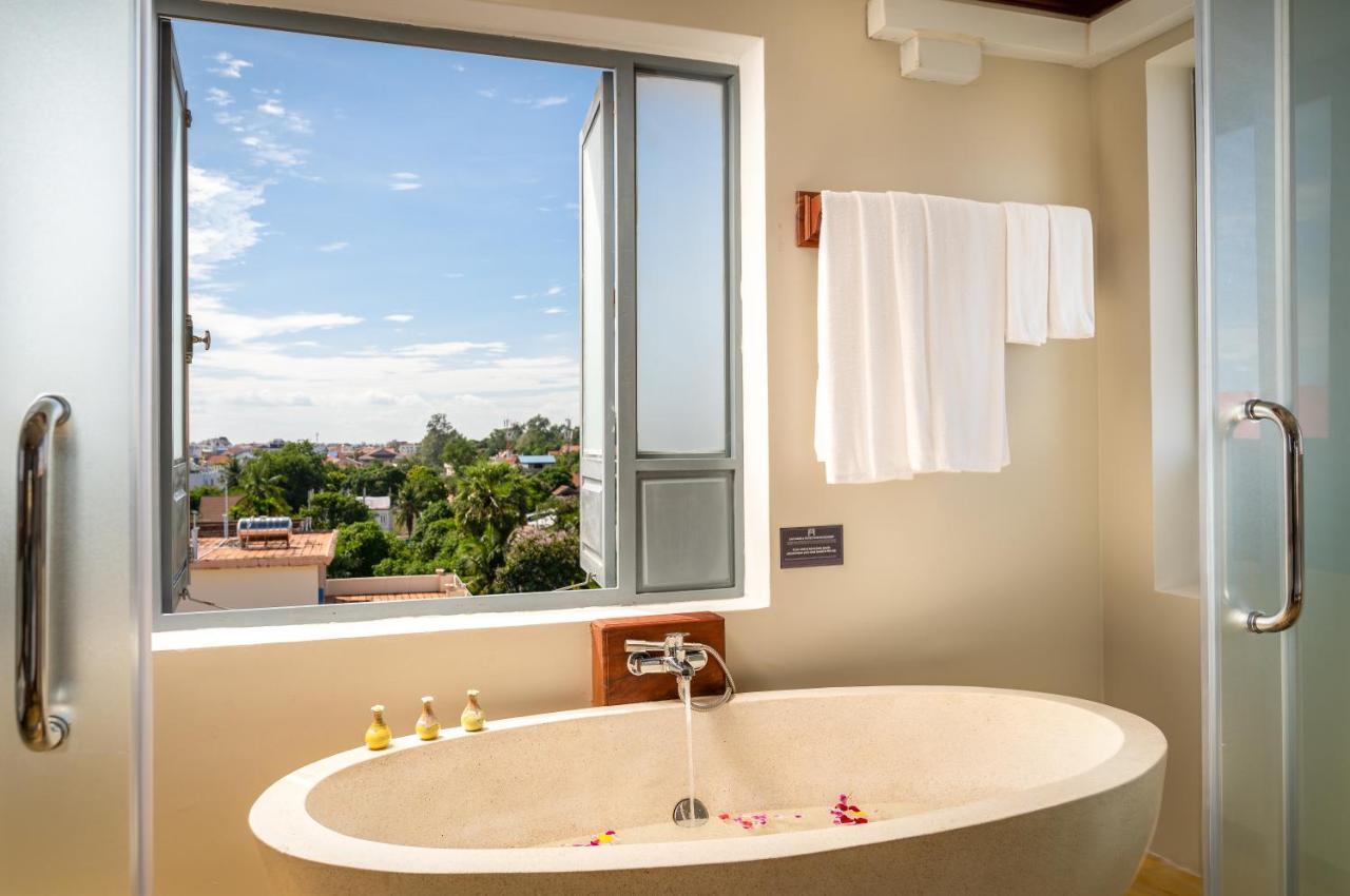 Gz Premier Luxury Residence And Spa Σιέμ Ρέαπ Εξωτερικό φωτογραφία